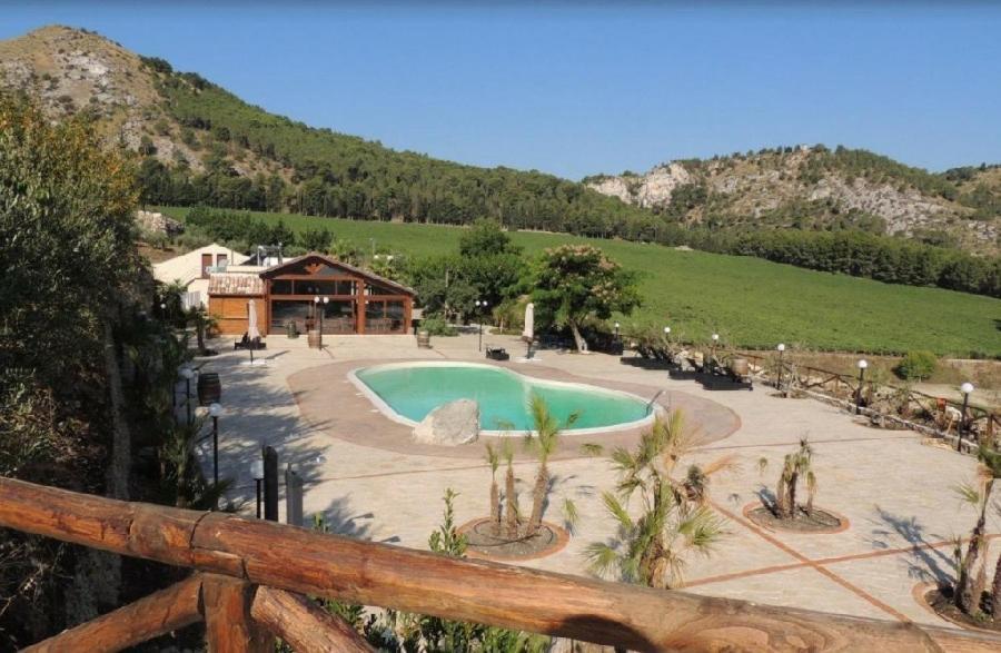 Tenute Pispisa Segesta Alloggio per agriturismo